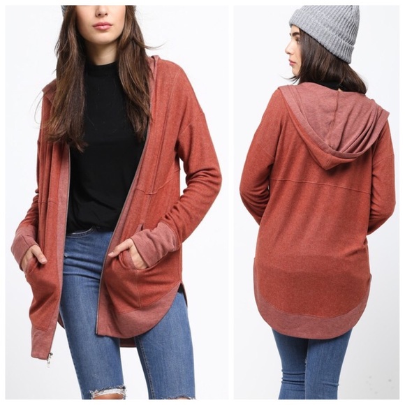 Blancheaux Sweaters - Cozy rust zip up hoodie sweater